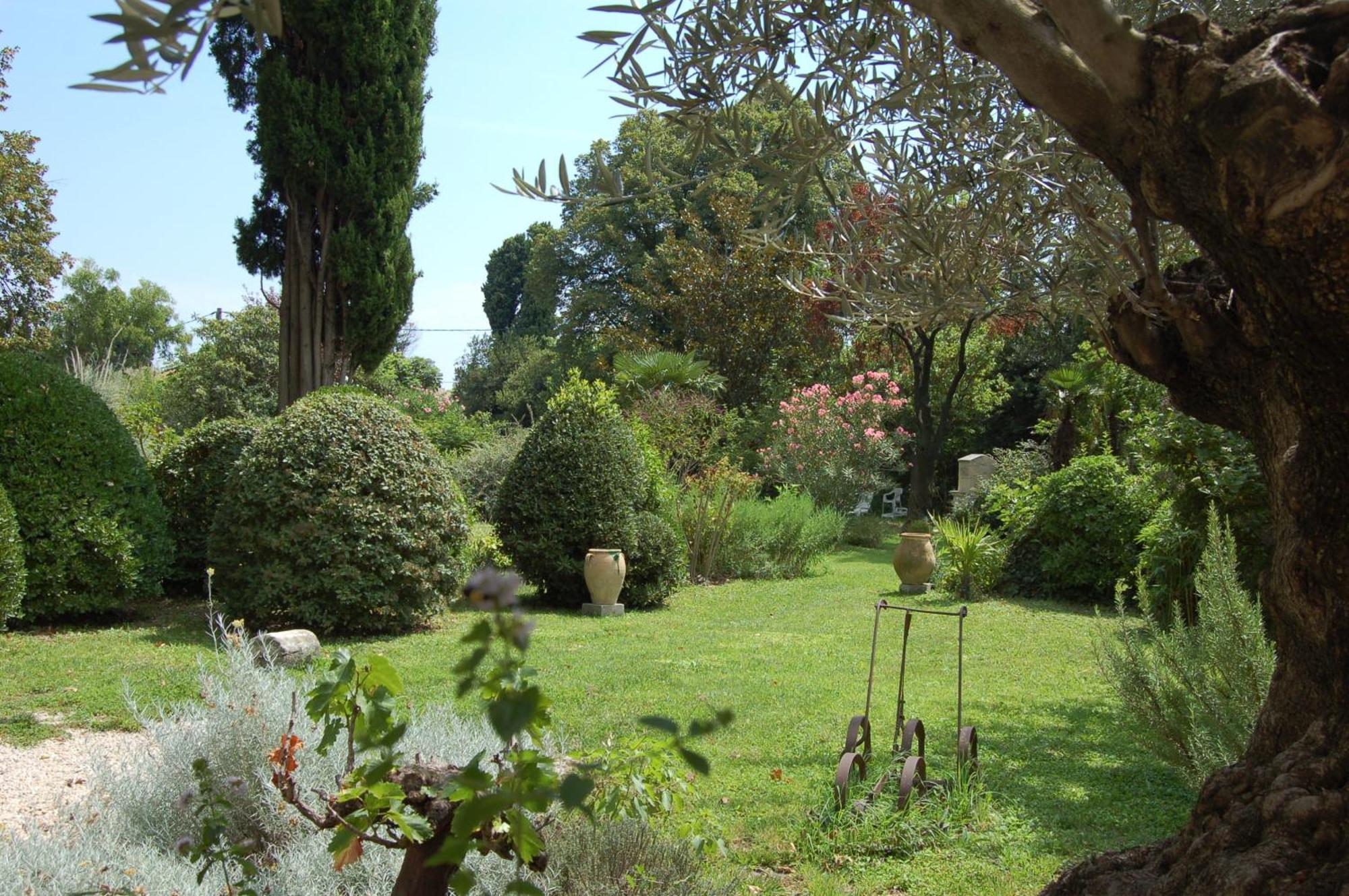 Le Mas Ferrand Graveson Exterior foto
