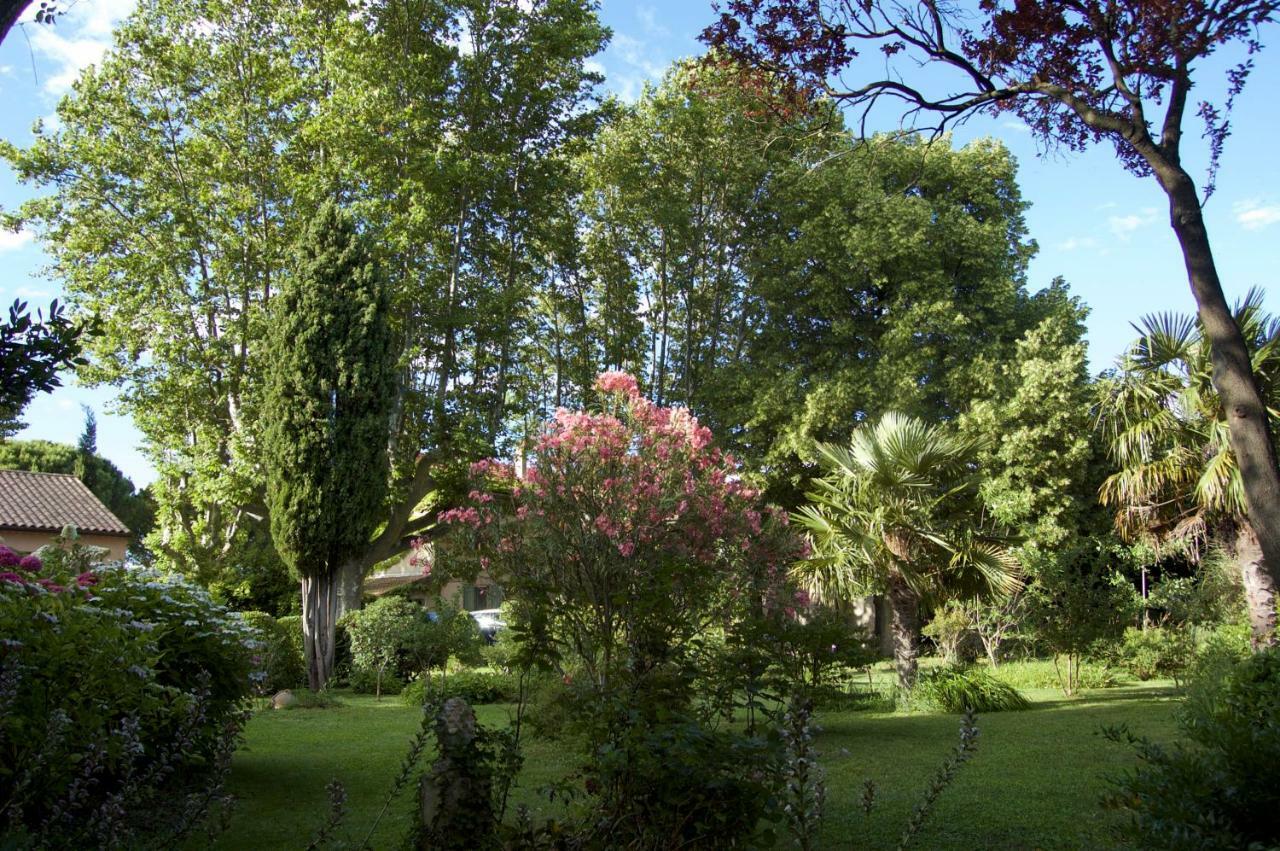 Le Mas Ferrand Graveson Exterior foto